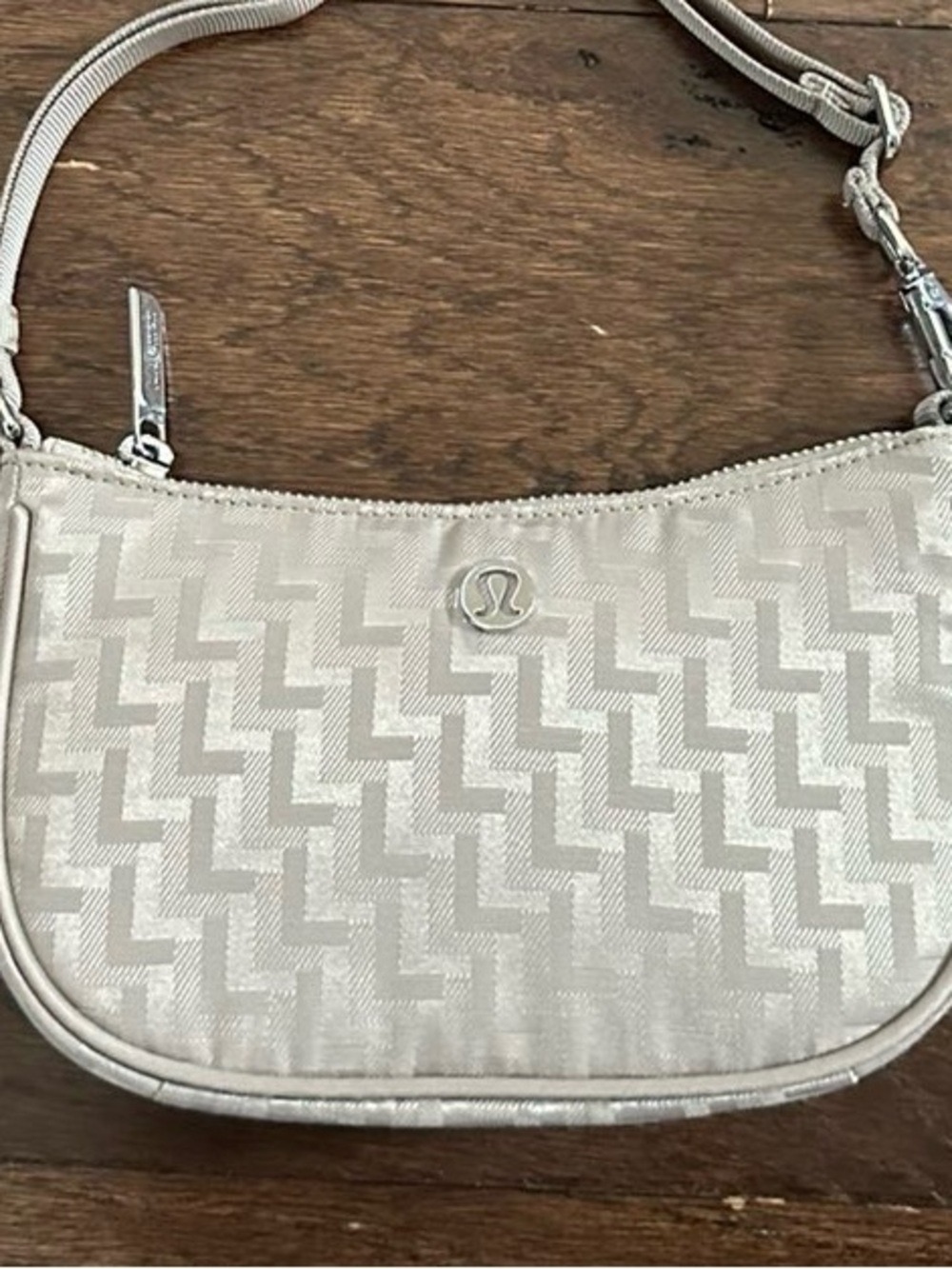 Lululemon Mini Shoulder Bag 1L City Essentials *L Monogram Jacquard-NWT - Picture 5 of 13